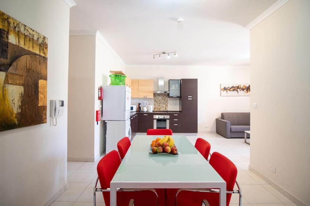 Apartament Modern In The Heart Of Maltese Nightlife *