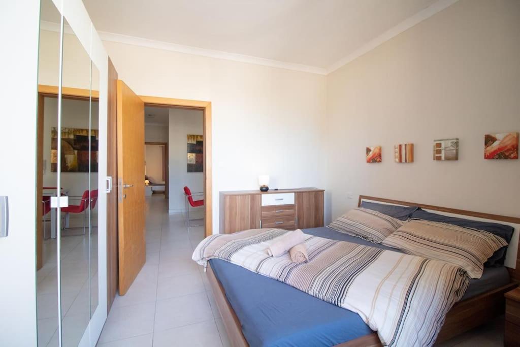 Apartament Modern In The Heart Of Maltese Nightlife *