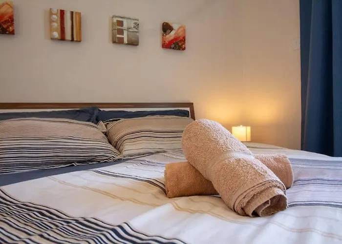 Modern Apt In The Heart Of Maltese Nightlife